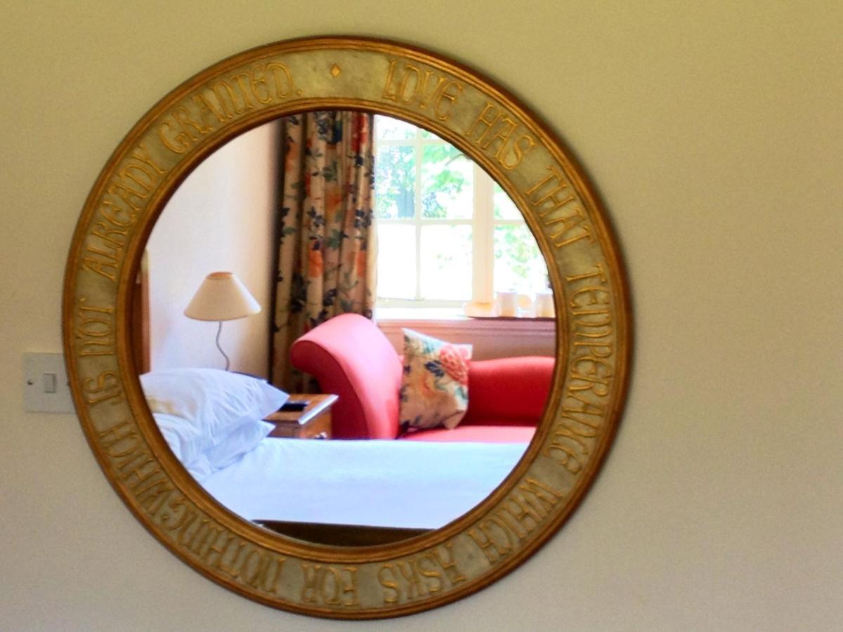 Trigony Hotel And Garden Spa Closeburn Стая снимка